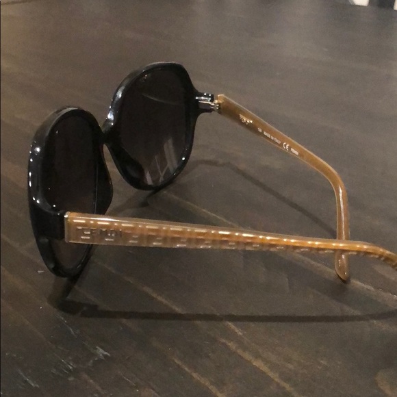 Authentic Fendi Sunglasses - Picture 2 of 7